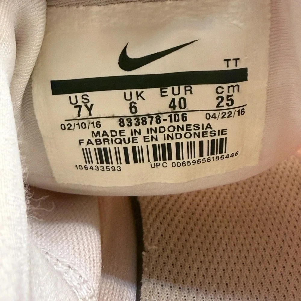 Size‎ 7Y Nike Presto GS Pink And White Kids Lace-Up Running Shoes 833878-106